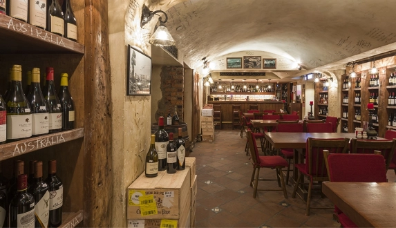 Wine Cellar 14 Feb20 0078