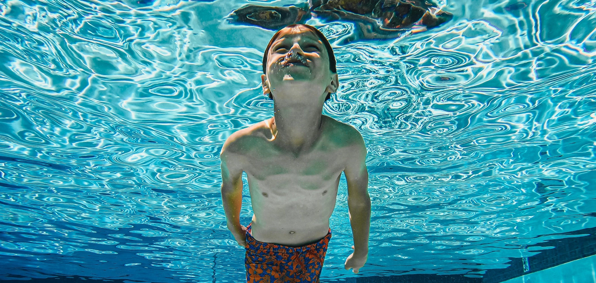 Summer Swimming Camps Jun26 Web banner