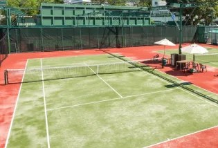 Soft Court Resurfacing Jul Aug26 Web feature