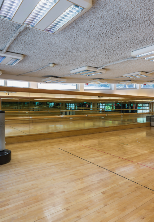 8 Studio 03 Mar17 0284